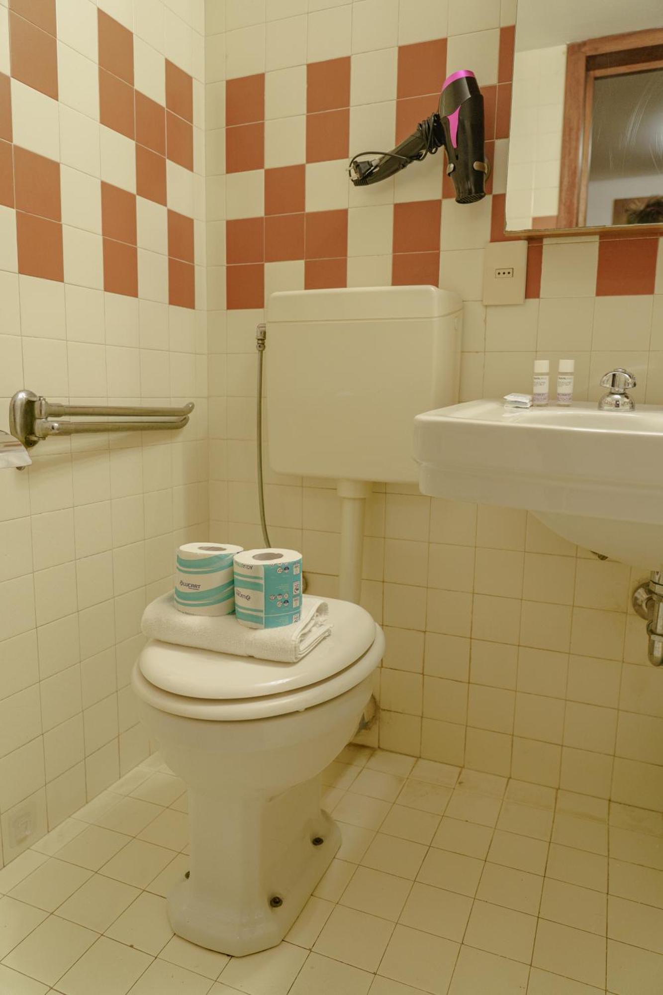 Nice One Bedroom In Historical Building Florence Luaran gambar